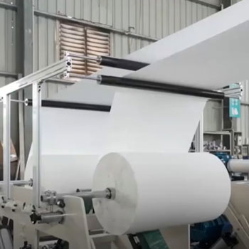 Cilt üzerinde nazik. Kalitesinde güçlü-altın kağıt ile yüz doku kağıdı