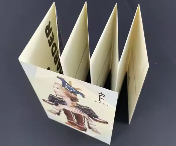 Kataloglar ve promosyon malzemeleri