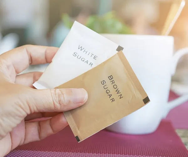 Sıcak ve soğuk içecek bardakları